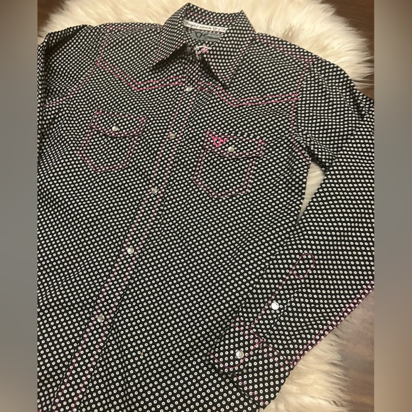 COWGIRL HARDWARE Girl’s Circle Print Snap Shirt Bedazzled Embroidered Cross - Picture 4 of 15